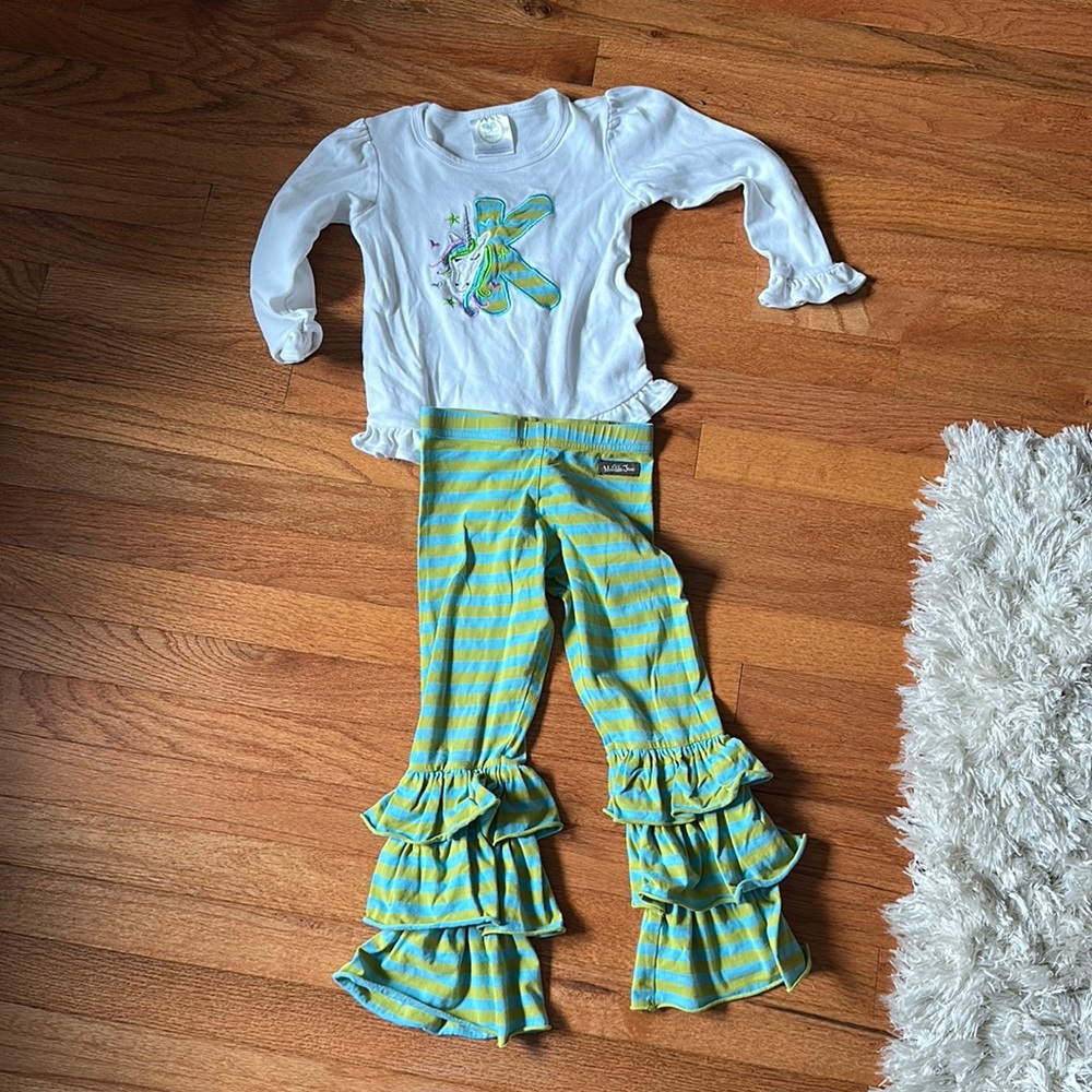 “K” monogrammed shirt outfit
